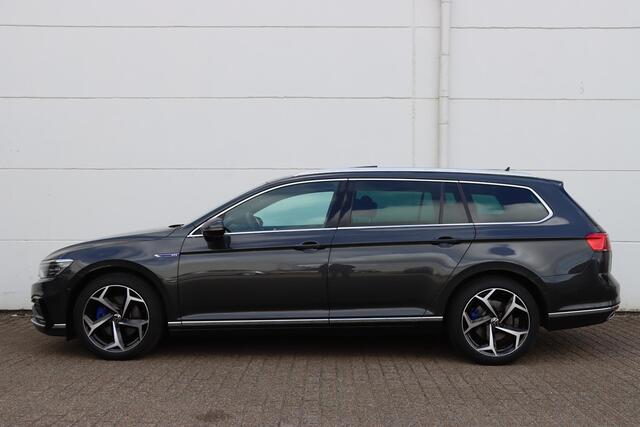 Volkswagen PASSAT Variant 1.4 TSI PHEV GTE Business DSG 218pk | Pano | 360 Camera | Travelassist | Carplay