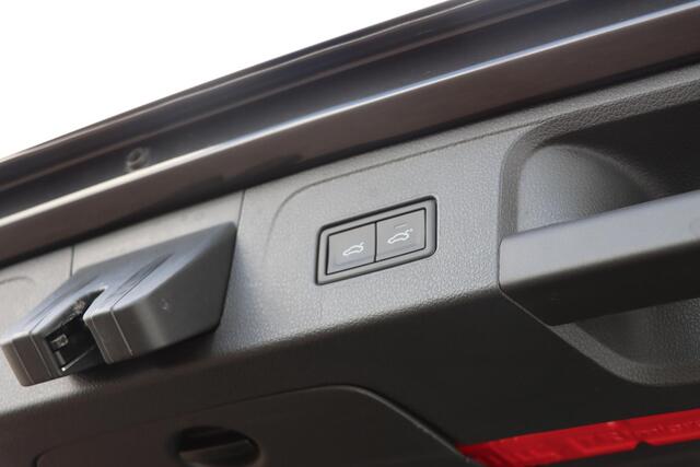 Volkswagen PASSAT Variant 1.4 TSI PHEV GTE Business DSG 218pk | Pano | 360 Camera | Travelassist | Carplay