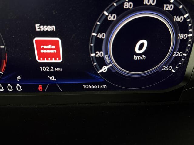 Volkswagen PASSAT Variant 1.4 TSI PHEV GTE / AUTOMAAT/ PANO/ DCC/ PARK.SENSOR.V+A/ 360 CAMERA/ ERGO COMFORT/ ACC/ HEAD-UP/ DODEHOEK/ ELEK.KLEP/ STOELVERWARM./ APP-CONNECT/ NAVI/ CLIMA/ DAB/ LED/ 18'' LMV