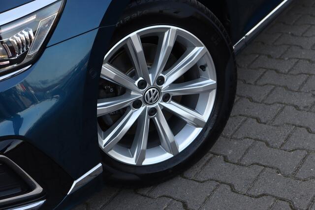 Volkswagen PASSAT Variant 1.4 TSI PHEV GTE | ACC | Camera | Matrix |