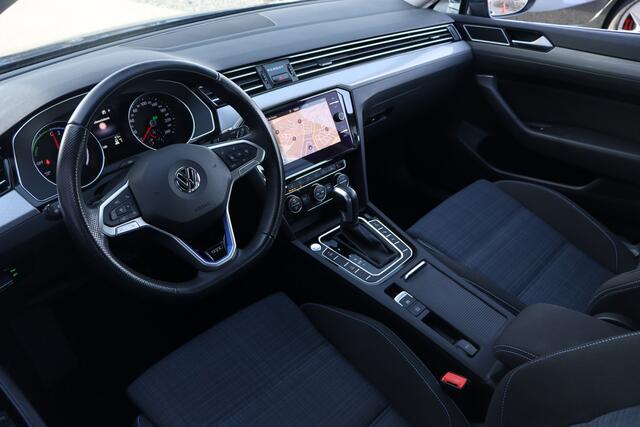 Volkswagen PASSAT Variant 1.4 TSI PHEV GTE | ACC | Camera | Matrix |