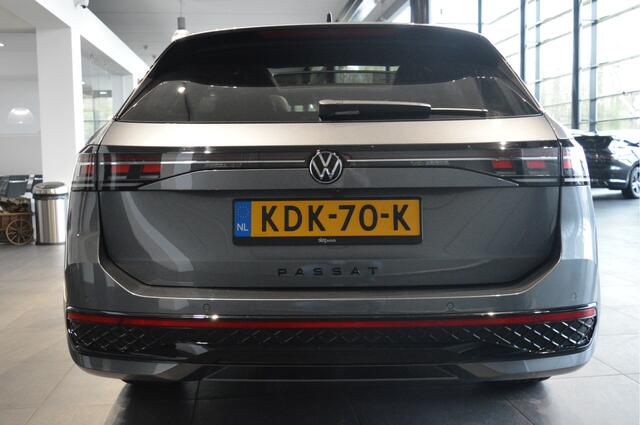 Volkswagen PASSAT Variant 2.0 TDI 3X R-LINE head up pano trekhaak 18 inch 150 pk !!