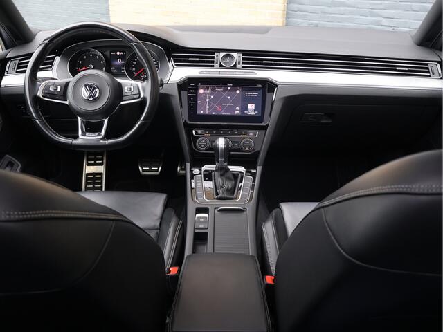 Volkswagen PASSAT Variant 1.8 TSI R-line Business DSG Pano | Leder | ACC | Massage | Carplay | Trekhaak