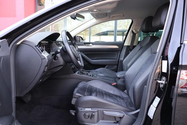 Volkswagen PASSAT Variant 1.8 TSI DSG Highline | Virtual Cockpit | Camera | Leder / Alcantara |