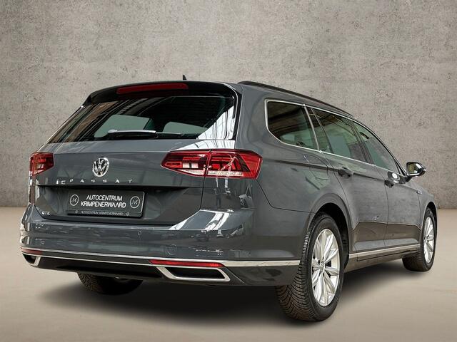 Volkswagen PASSAT Variant 1.4 TSI PHEV GTE 218Pk Automaat (VIRTUAL COCKPIT, APPLE CARPLAY, GROOT NAVI, STOELVERWARMING, CAMERA, KEYLESS, SPORTSTOELEN, MODE KNOP, ADAPTIVE CRUISE, NIEUWSTAAT)