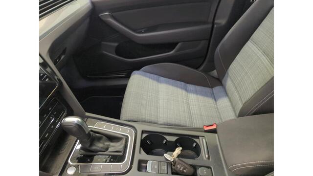 Volkswagen PASSAT Variant 1.5 TSI Business 7-DSG VIRTUAL NL AUTO