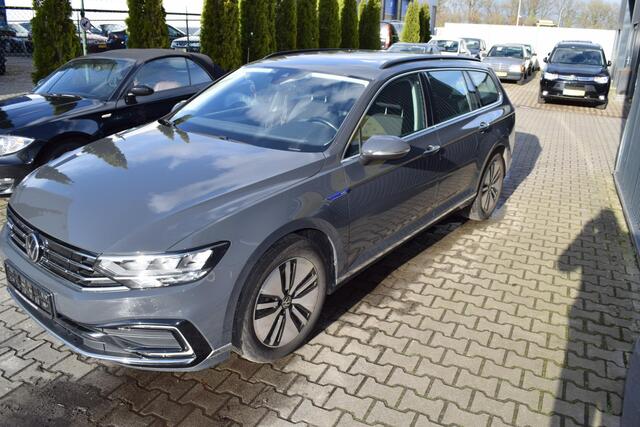 Volkswagen PASSAT 1.4 TSI PHEV GTE Business
