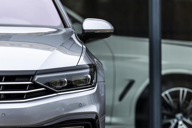 Volkswagen PASSAT Variant 2.0 TSI R-Line Business + panoramadak