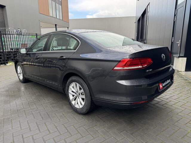 Volkswagen PASSAT 1.4 TSI Originele Nederlandse auto, Comfortline Comfort stoelen, ACC, Navigatie Pro, Lmv