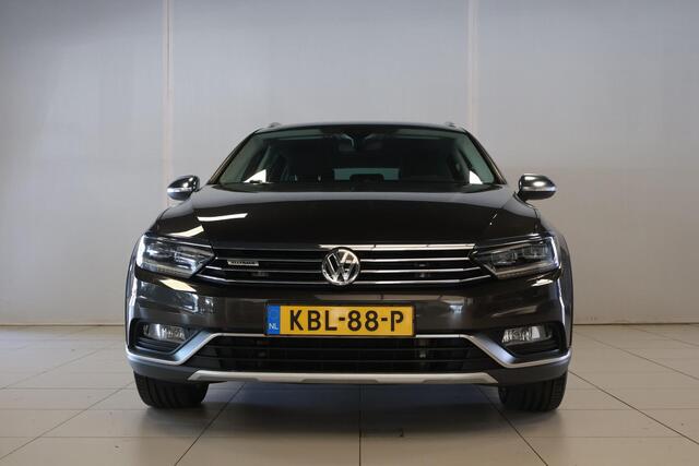 Volkswagen PASSAT Variant 2.0 TSI 4Motion Highline | Alltrack