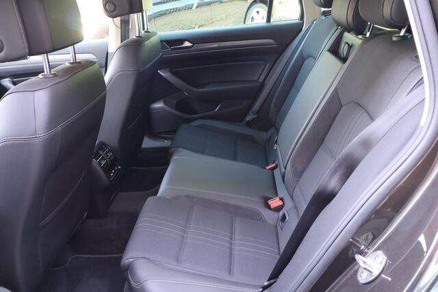 Volkswagen PASSAT Variant 2.0 TSI 4Motion Highline | Alltrack