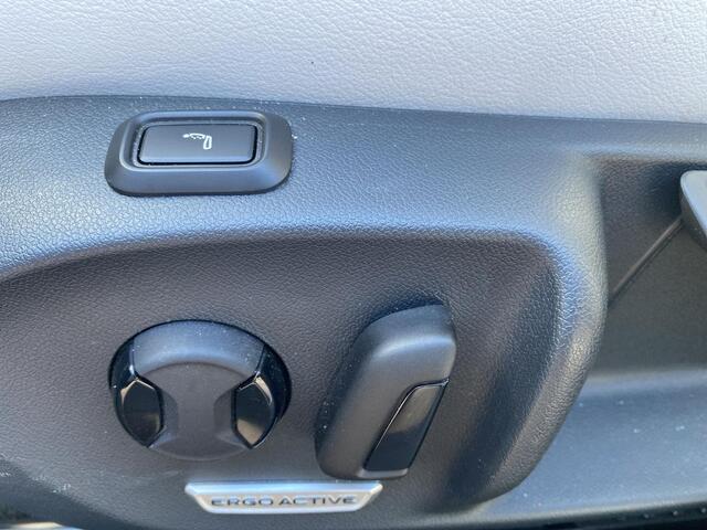 Volkswagen PASSAT Variant 1.5 eHybrid Elegance Business |PHEV | 204Pk | Trekhaak | Massage | A-Camera | Elec. A-Klep |