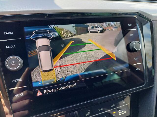 Volkswagen PASSAT 1.4 TSI PHEV GTE 1e EIGENAAR PANO DAK CAMERA NAVI ADAPT CRUISE CARPLAY LED ECC TREKHAAK