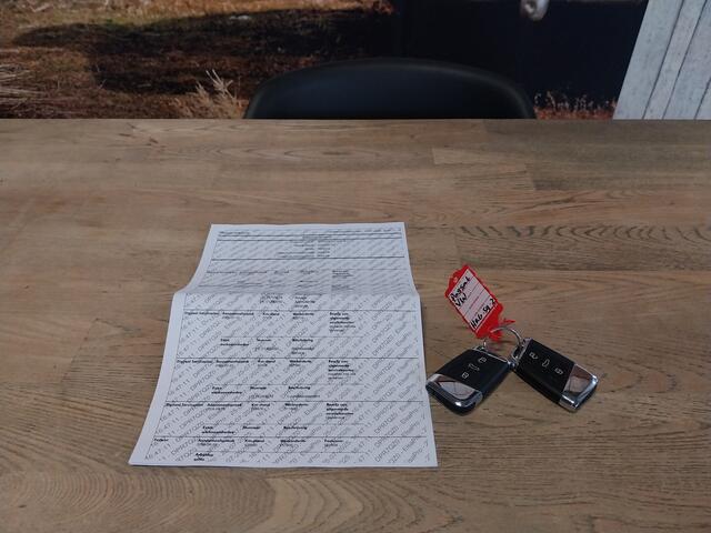 Volkswagen PASSAT Variant 1.4 TSI GTE 1e EIGENAAR HIGHLINE ALCANTARA MASSAGE STOEL NAVI ADAPT CRUISE 360 CAMERA LED ECC