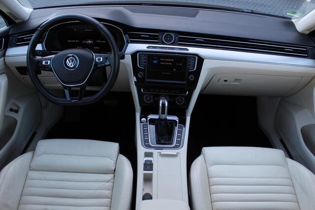 Volkswagen PASSAT Variant 1.4 TSI GTE DSG-auitomaat Highline | LED | Goed onderhouden