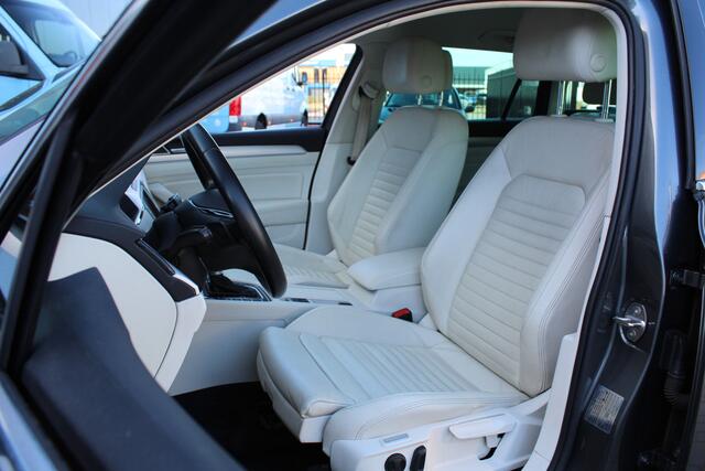 Volkswagen PASSAT Variant 1.4 TSI GTE DSG-auitomaat Highline | LED | Goed onderhouden