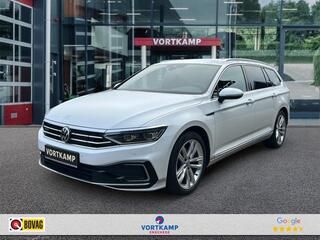 volkswagen-passat-1.4-tsi-gte-trekh