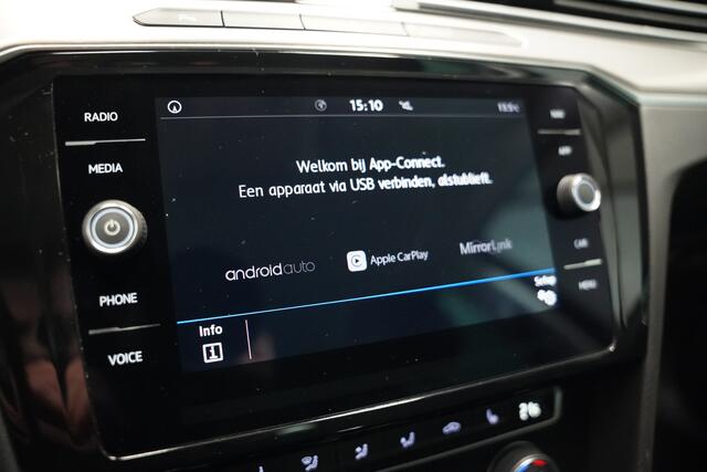 Volkswagen PASSAT Variant 1.8 TSI Highline|Alcantara|Virtual cockpit|Acc