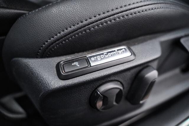 Volkswagen PASSAT Variant 1.8 TSI Highline|Alcantara|Virtual cockpit|Acc