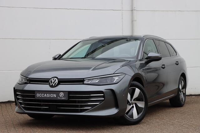 Volkswagen PASSAT Variant 1.5 eHybrid Business 204pk DSG6 |Massage | Trekhaak | HUD | Camera
