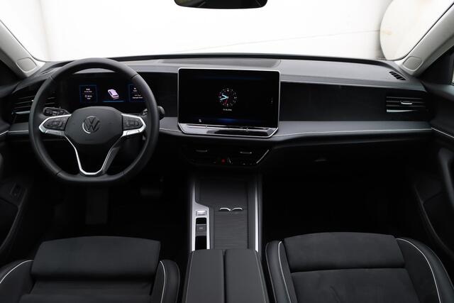 Volkswagen PASSAT Variant 1.5 eHybrid Business 204pk DSG6 |Massage | Trekhaak | HUD | Camera