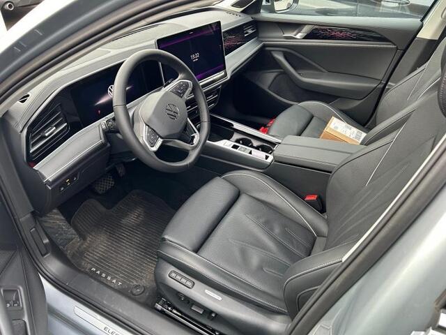 Volkswagen PASSAT Variant 1.5 eHYBRID ELEGANCE BUSINESS Ergo Seats | Stoelventilatie |