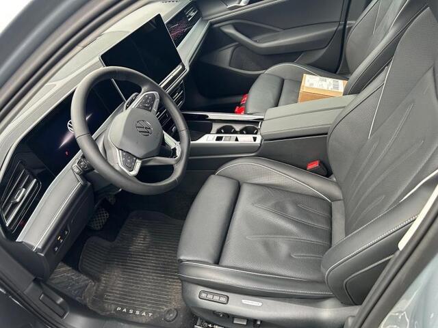 Volkswagen PASSAT Variant 1.5 eHYBRID ELEGANCE BUSINESS Ergo Seats | Stoelventilatie |