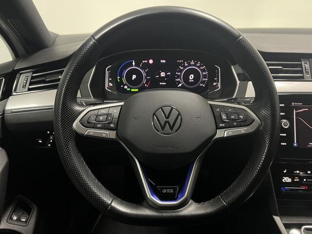 Volkswagen PASSAT 1.4 TSI PHEV GTE Business | NAVI | TREKHAAK | KEYLESS | ACC |