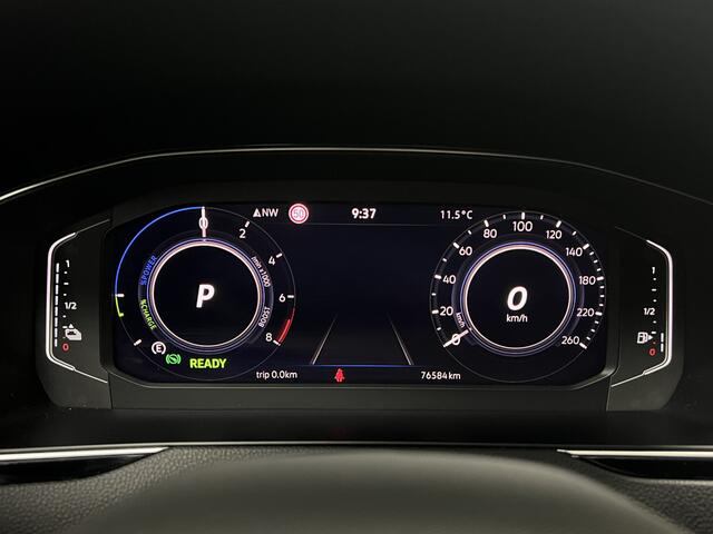 Volkswagen PASSAT 1.4 TSI PHEV GTE Business | NAVI | TREKHAAK | KEYLESS | ACC |