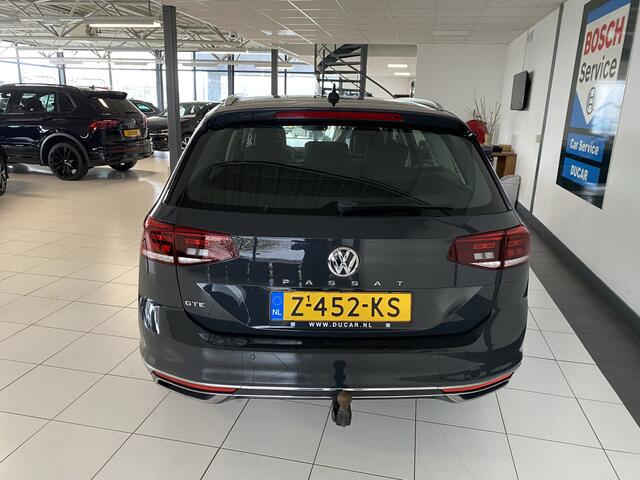 Volkswagen PASSAT Variant 1.4 TSI PHEV GTE Business Trekhaak / Carplay /Stoelverwarming /Digitaal dashboard