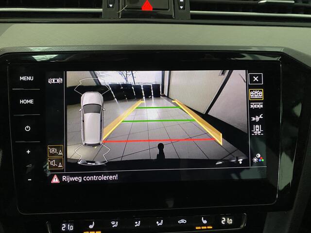 Volkswagen PASSAT Variant 1.4 TSI PHEV GTE Business Trekhaak / Carplay /Stoelverwarming /Digitaal dashboard