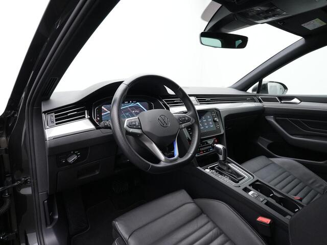 Volkswagen PASSAT 1.4 TSI 218 pk PHEV GTE Business | Trekhaak | Leder | Adaptief onderstel | IQ Light | Achteruitrijcamera | Stoelverwarming
