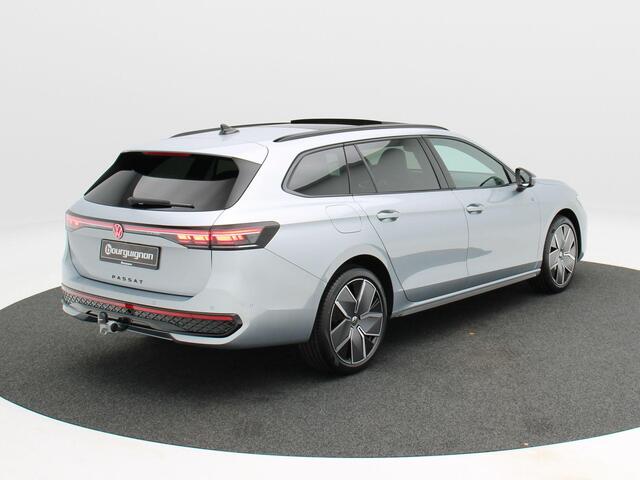 Volkswagen PASSAT R-Line Edition 1.5 eHybrid 204 PK | Trekhaak | Panoramadak | Black Style | Elektrisch verstelbare stoelen |