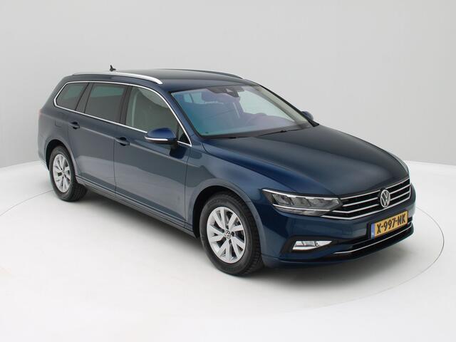 Volkswagen PASSAT Variant 2.0 TDI Business Aut. / Camera / Trekhaak / UNIEKE KM.STAND / Origineel NL