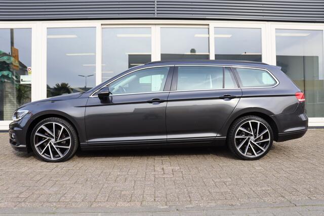 Volkswagen PASSAT Variant 1.4 TSI ACT Highline, Automaat, Cruise Control, Climate Control, Navi, Inklapbare Trekhaak, Prijs Is Rijklaar Inclusief 6 Maanden Garantie