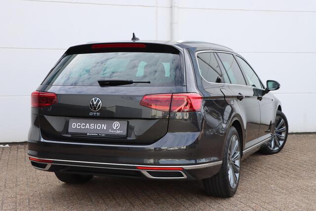 Volkswagen PASSAT Variant 1.4 TSI PHEV GTE Business | Pano | Lederen stoelen | Travel Assist | Carplay