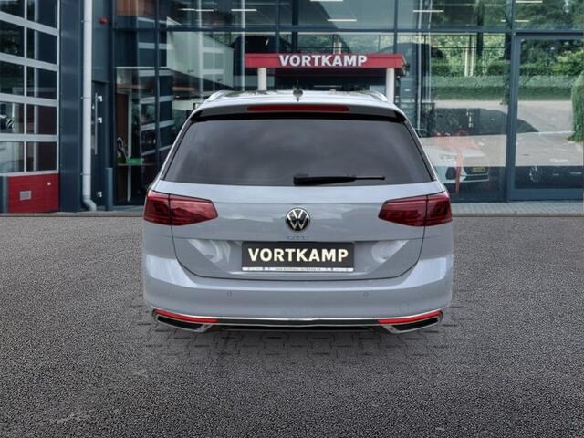 Volkswagen PASSAT 1.4 TSI GTE TREKHAAK/CAMERA/ACC/IQ-LIGHTS/DIG-DASH/STOEL+STUURVERW