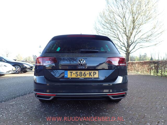 Volkswagen PASSAT Variant 1.4 TSI PHEV GTE Business / STUUR+STOELVERWARMING / ACC / CARPLAY / CAMERA