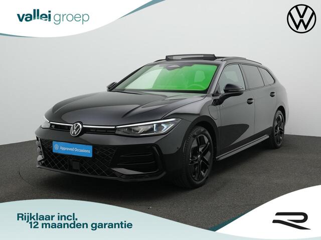 Volkswagen PASSAT Variant 1.5 eTSI 272 pk R-Line | Panoramadak | Trekhaak | Head-up display | IQ Light | Stuur-/stoelverwarming | Adaptive Cruise