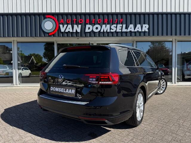 Volkswagen PASSAT 1.5 TSI Business + - Automaat Pano Trekhaak Navi Stoelverwarming Apple Carplay Android Auto