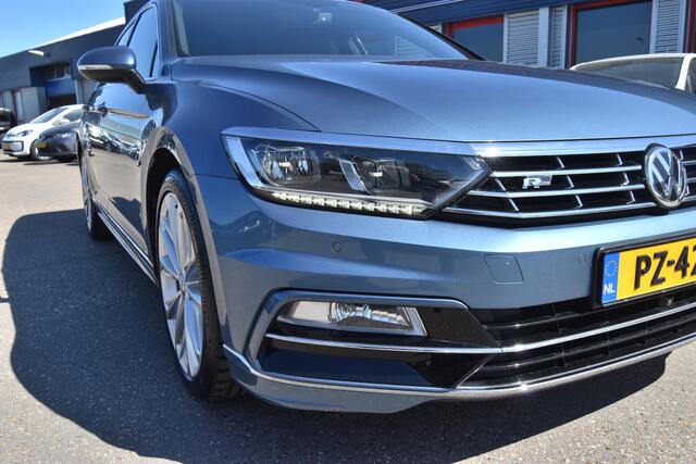 Volkswagen PASSAT Variant 1.4 TSI Highline Business R , TREKHAAK , VIRTUAL COCKPIT , LED KOPL , A UITRIJ CAM , LMV19 ,