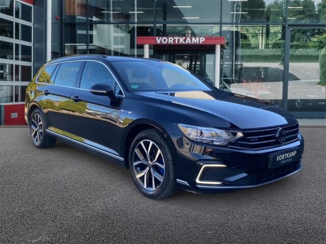 Volkswagen PASSAT 1.4 TSI GTE TREKHAAK/ACC/STOELVER/CAMERA/NAVI/E-KLEP