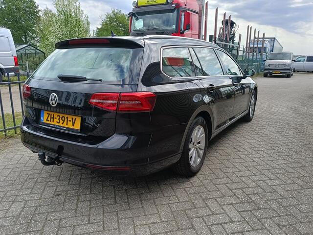 Volkswagen PASSAT Variant 1.5 TSI Comfortline Business | Trekhaak | Adaptieve cruise control | Led | NAP |