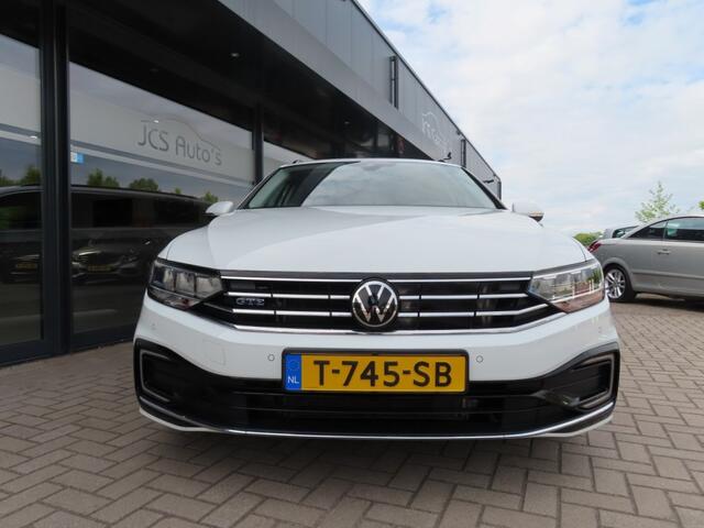 Volkswagen PASSAT 1.4 TSI PHEV GTE Business Ecc Navi Led Trekhaak 2020