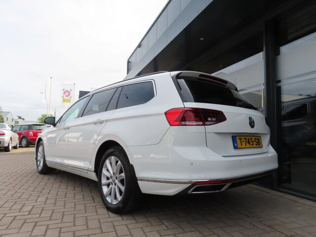 Volkswagen PASSAT 1.4 TSI PHEV GTE Business Ecc Navi Led Trekhaak 2020