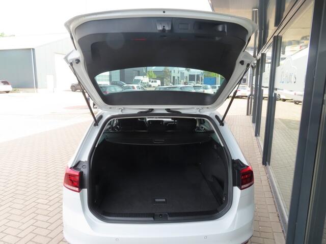Volkswagen PASSAT 1.4 TSI PHEV GTE Business Ecc Navi Led Trekhaak 2020
