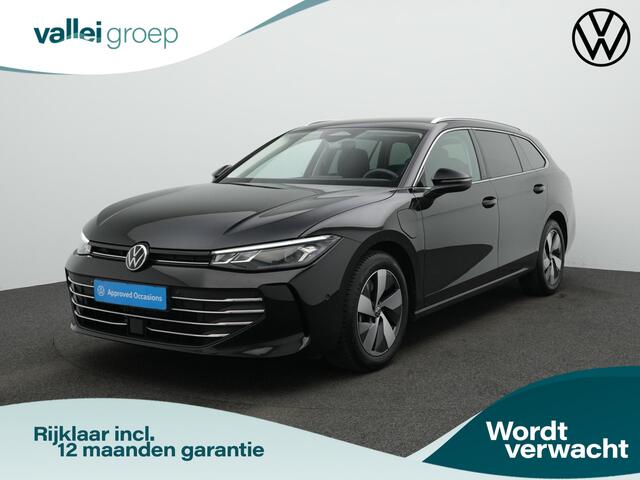Volkswagen PASSAT Variant 1.5 eHybrid 204 pk Business | Trekhaak | Head-up display | Stuur-/stoelverwarming | Achteruitrijcamera | Navigatie