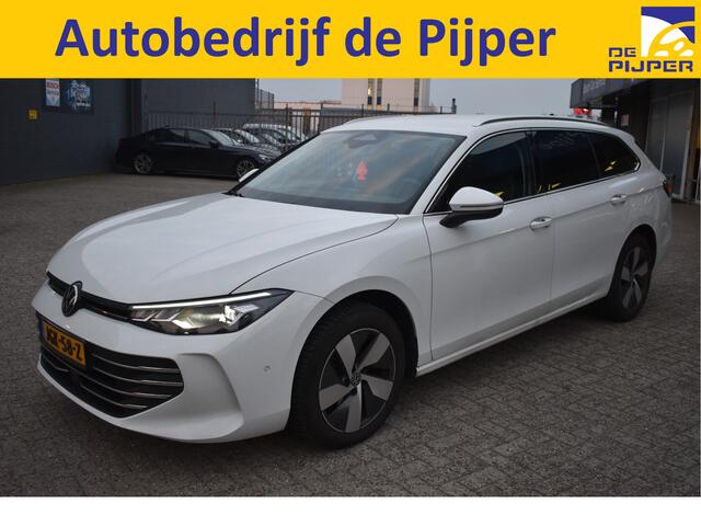 Volkswagen PASSAT Variant 1.5 eTSI Business, BOEKJES,NAP EN ONDERHOUDSHISTORIE | Navigatie | Verwarmd Stuurwiel | Verwarmde Stoelen | Camera