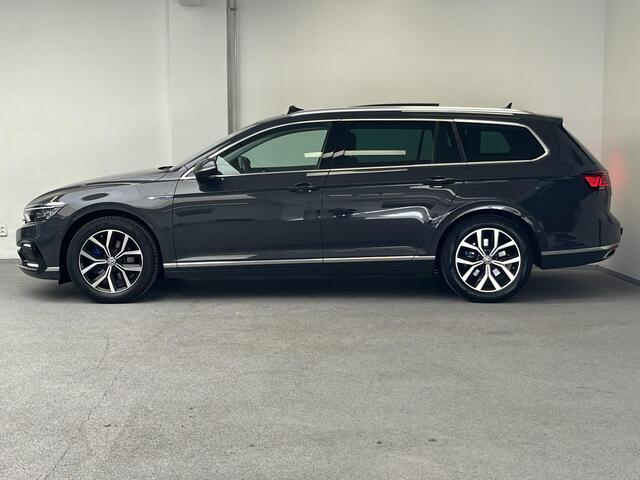 Volkswagen PASSAT Variant 1.4 TSI PHEV GTE | PANO | TREKHAAK | IQ-LIGHT | 93% SOH |