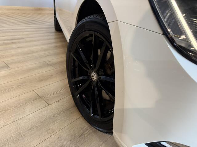 Volkswagen PASSAT 1.8 TSI Highline Airco ECC | LED | Parkeer Sensoren | Adaptive Cruise | Navigatie | Isofix